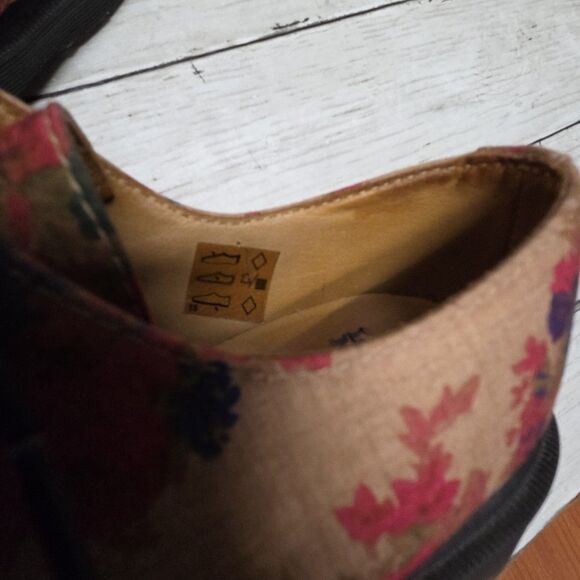 NWOT DR MARTENS BLACK FLORAL 3 EYE OXFORD SHOES SIZE 6UK/8US RARE VINTAGE - Picture 7 of 13